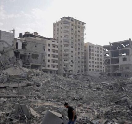 The blockade in the Israel-Palestine conflict is jeopardizing aid to Gaza, while the WHO draws attention to the severe mental health concerns in Israel.