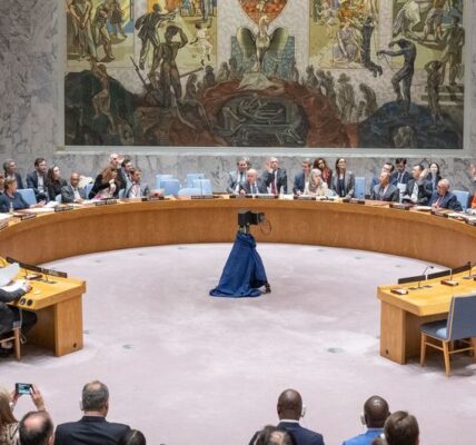 The situation in Gaza continues to worsen as the Security Council dismisses opposing resolutions put forth by the United States and Russia.