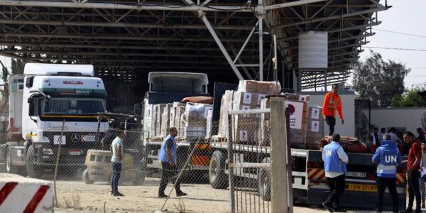 The United Nations is pleased to receive the initial Gaza relief convoy, but stresses the need for additional ones.