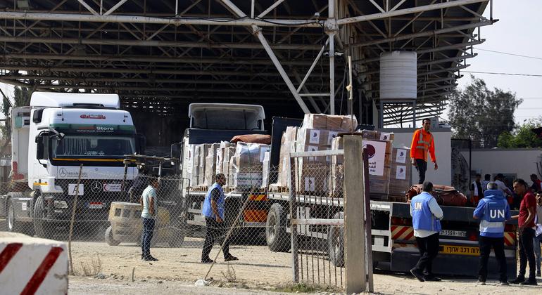 The United Nations is pleased to receive the initial Gaza relief convoy, but stresses the need for additional ones.