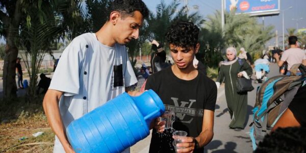 On the initial day of the humanitarian ceasefire, the UN provides additional assistance to Gaza.