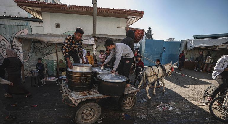 Desperate and hungry Gazans are stopping aid trucks out of fear and a desperate search for food.