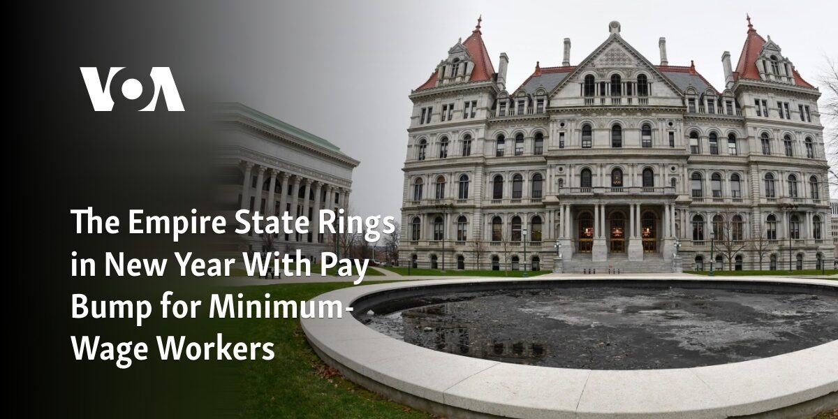 The minimum wage workers in the Empire State will receive a pay increase as they ring in the new year.