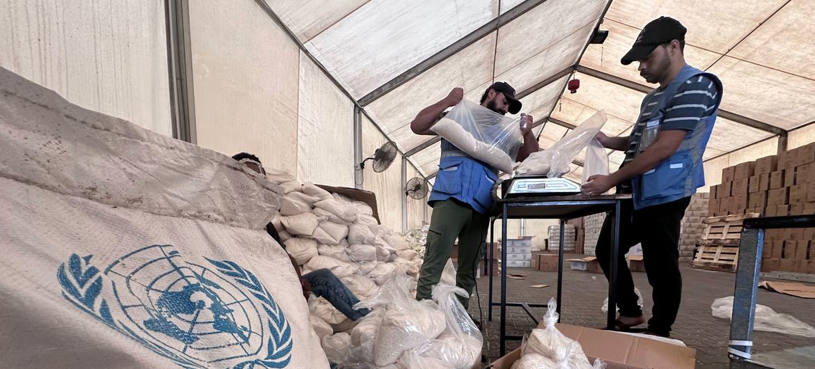 As the largest humanitarian organization in the Gaza Strip, UNRWA continues to provide aid to displaced people.