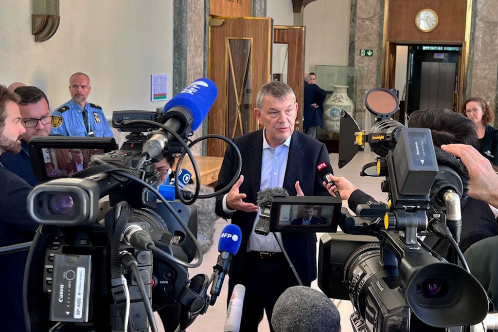 UNRWA chief Philippe Lazzarini talking to the media at the UN Offices in Geneva.