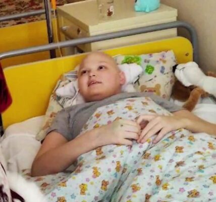A hospital in the United States and a charitable organization in Ukraine are working together to provide treatment for pediatric cancer patients amid ongoing conflict.