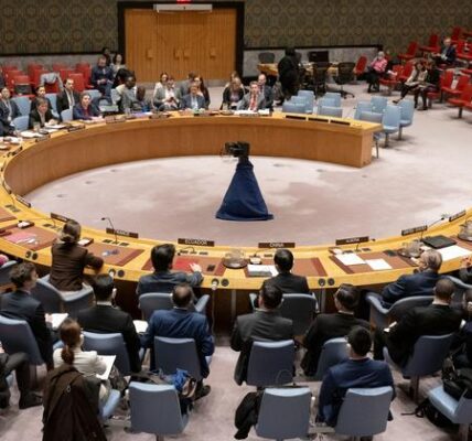 The Security Council demands an immediate ending of violence in Sudan.