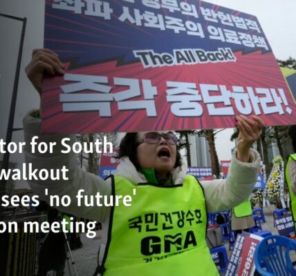 Negotiator for South Korean walkout doctors sees 'no future' after Yoon meeting