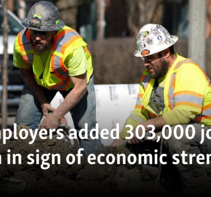 US employers added 303,000 jobs in March in sign of economic strength