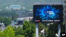 Britain, South Korea co-host two-day AI summit in South Korea