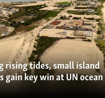 Fearing rising tides, small island nations gain key win at UN ocean court
