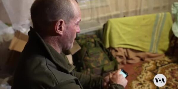 Former British carpenter works as combat medic in Ukraine