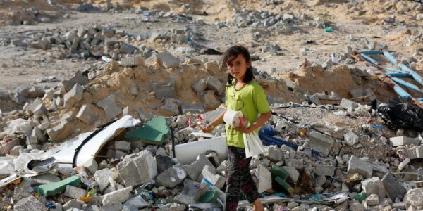 Gaza: Aid delivery via floating dock welcomed, but land routes ‘more important’