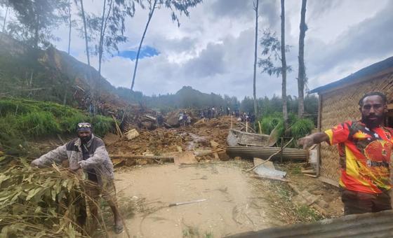 Papua New Guinea landslide: 670 feared dead, says UN migration agency