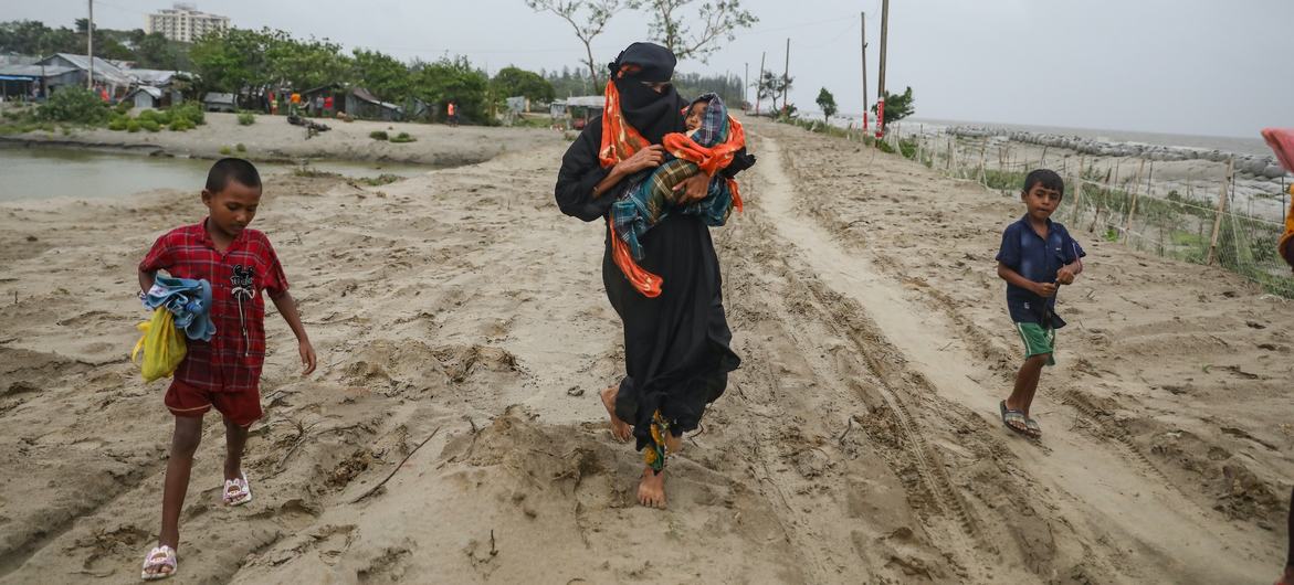 UN supports response as Cyclone Remal batters communities in Bangladesh, India