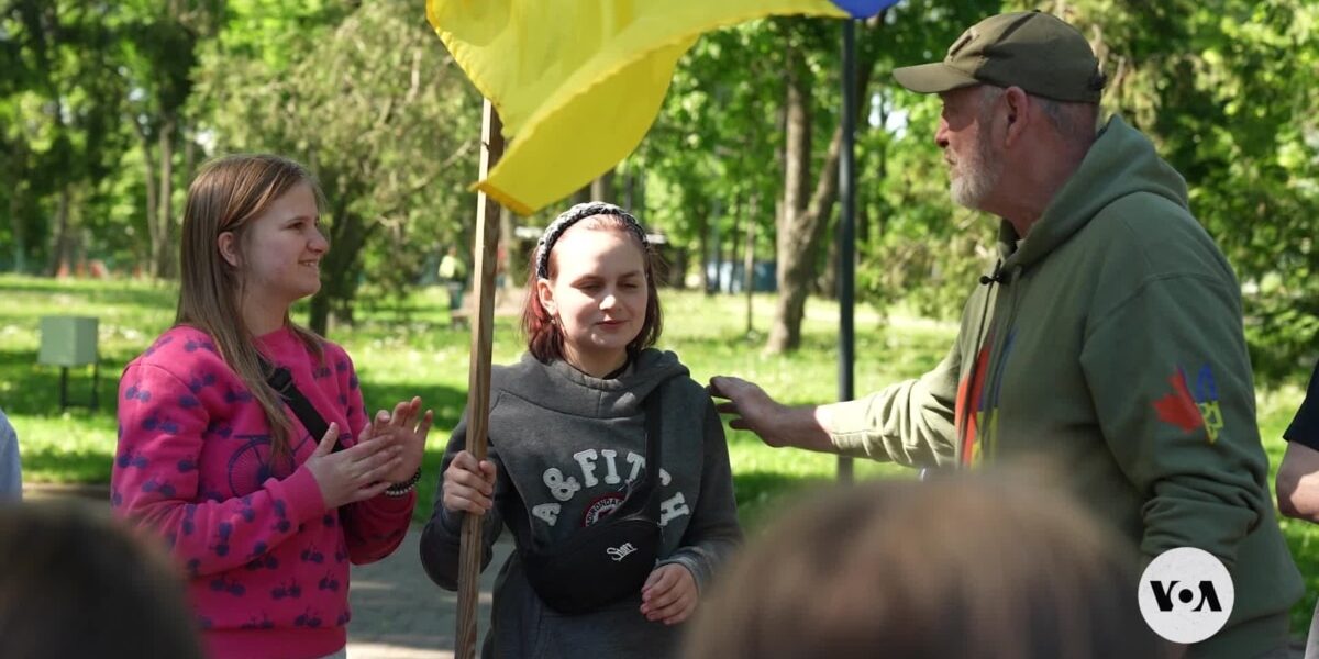 Canadian volunteer helps displaced Ukrainians from hard-hit areas