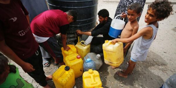 Conflict and lawlessness hamper food aid delivery in Gaza: WFP