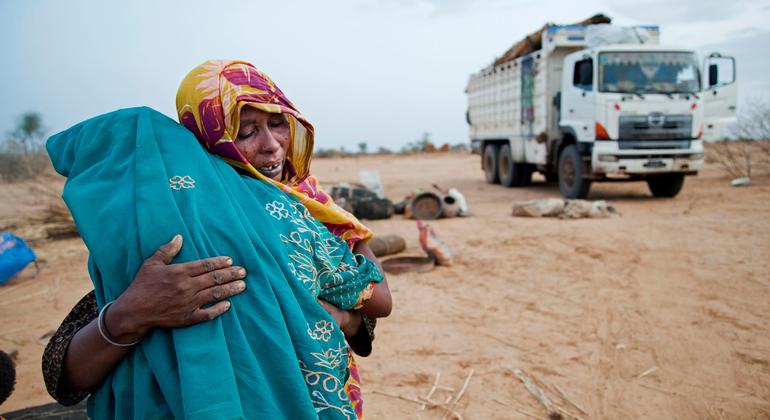 Sudan crisis: UN health agency alerts over attack on key hospital