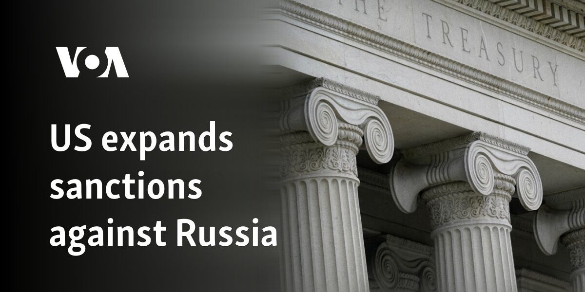 US expands sanctions against Russia