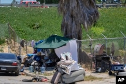 Can tech help solve the Los Angeles homeless crisis? Finding shelter may someday be a click away