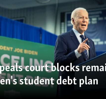 US appeals court blocks remainder of Biden's student debt plan