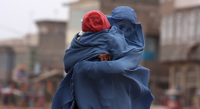 Afghanistan: Condemnation for new Taliban ‘virtue and vice’ order targeting women