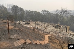 As climate change spurs more wildfires, smoke threatens farmworkers, study says