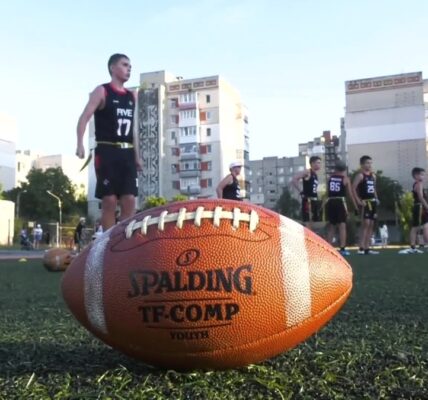 Flag football finds unlikely popularity in war-torn Ukraine