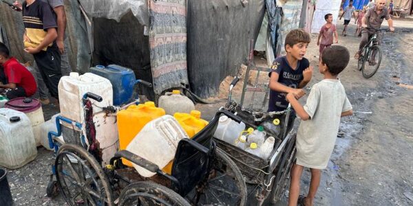 Humanitarian pauses in Gaza pave way for polio vaccinations