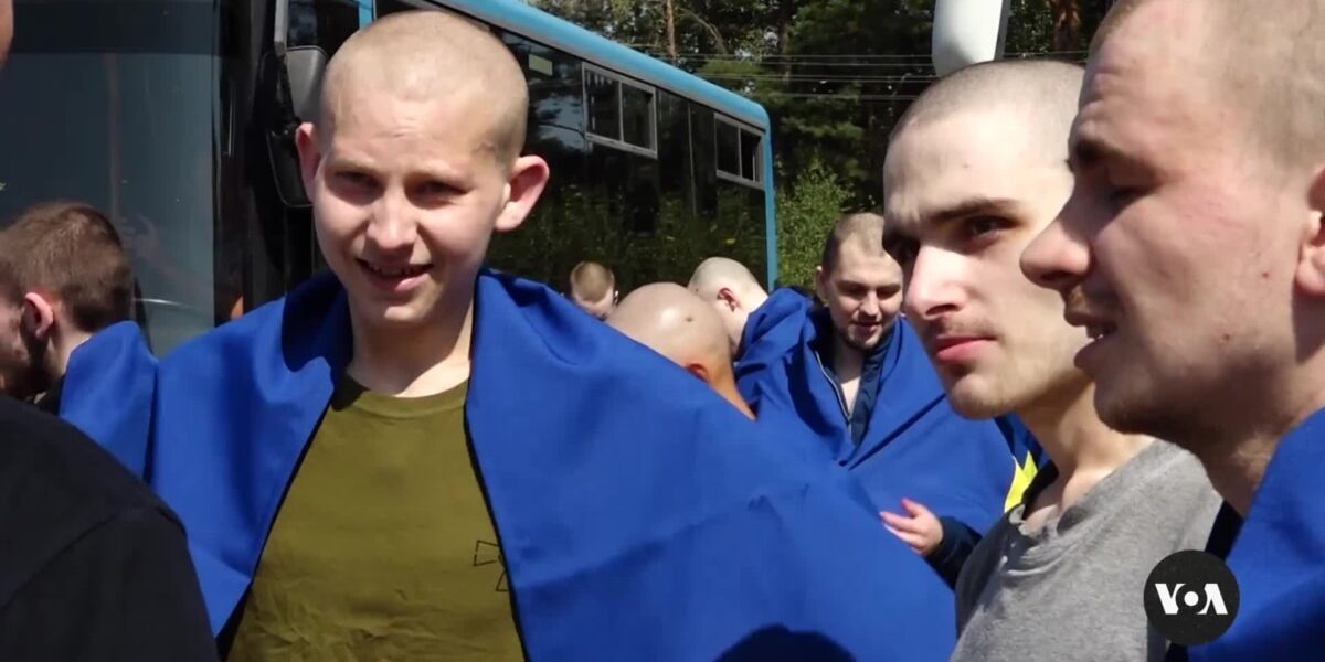 Ukraine, Russia exchange POWs as Kyiv marks Independence Day