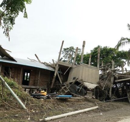 Widespread floods and uptick in fighting deepen humanitarian crisis in Myanmar