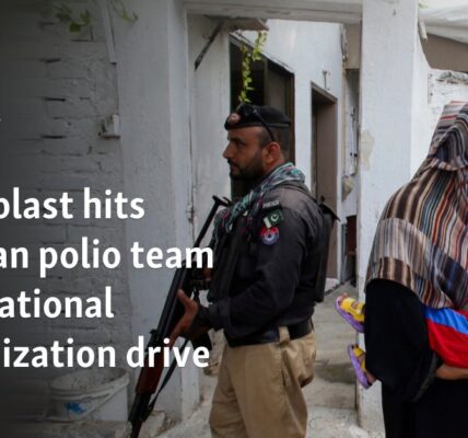 Bomb blast hits Pakistan polio team amid national immunization drive