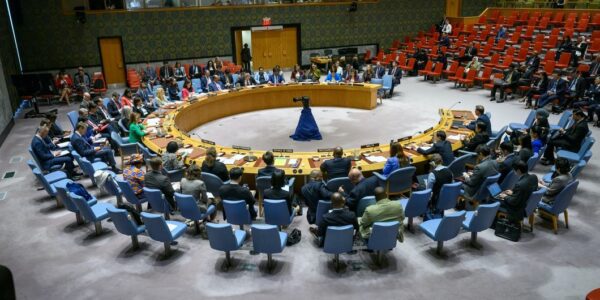 Middle East: Regional crisis risks engulfing Syria, UN envoy warns