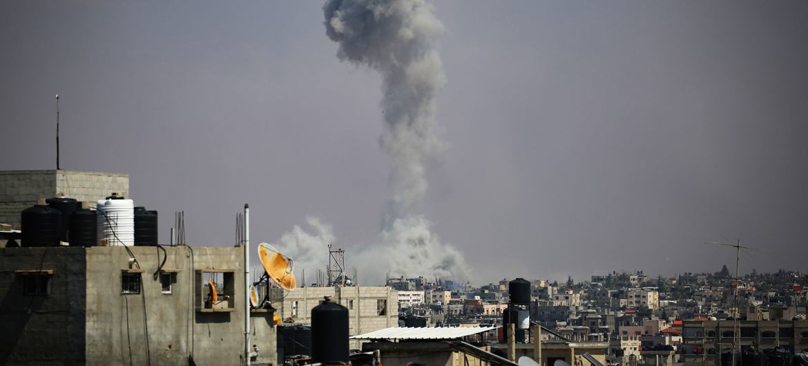 The bombing continues in Rafah in the southern Gaza Strip.