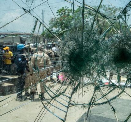 Gang attack in Haiti's Pont Sondé leaves 70 dead