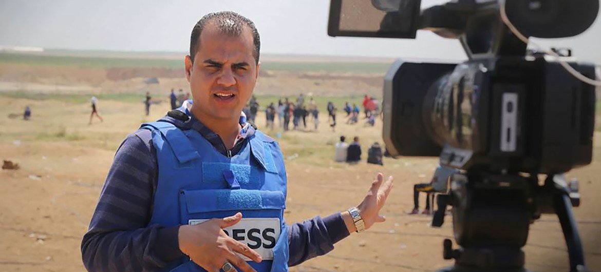 Palestinian journalist, Mohammad Awad, reporting from the field (file)