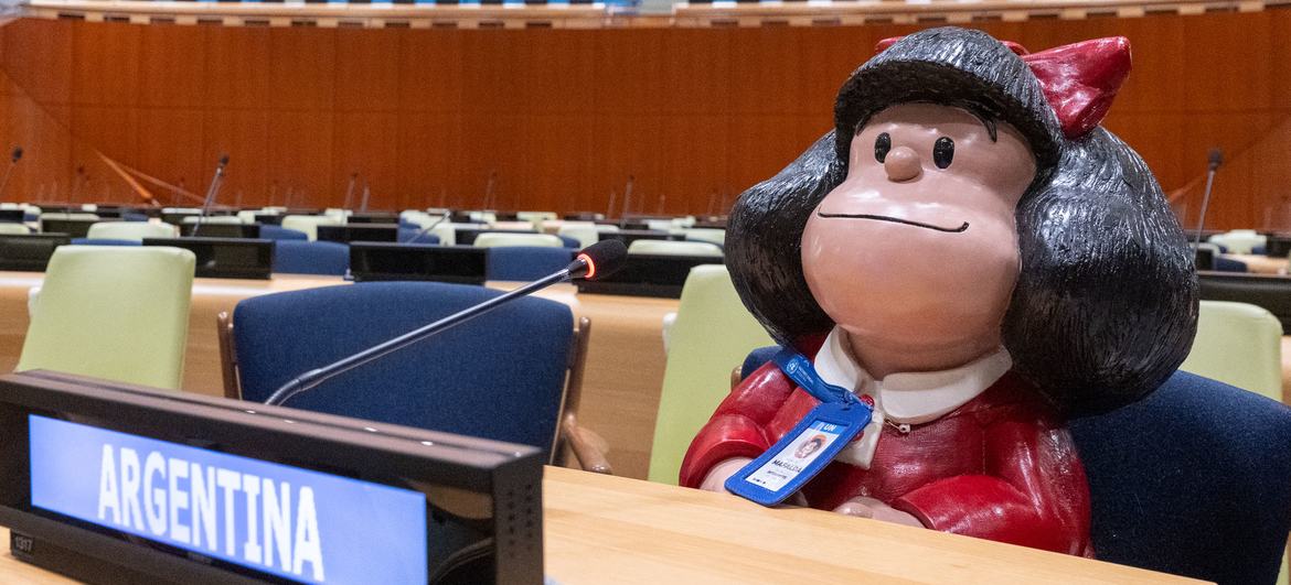 Beloved comic strip character Mafalda realizes her dream of being a UN interpreter