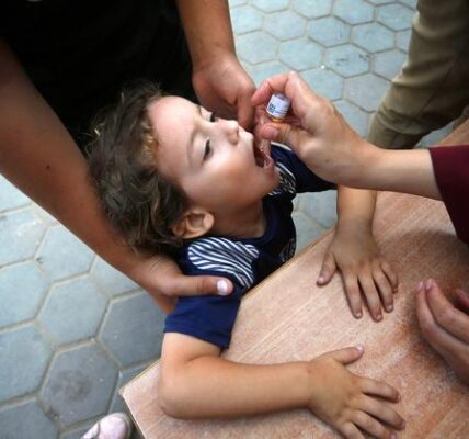 Gaza: Strike hits health centre as polio vaccine campaign resumes in ravaged north