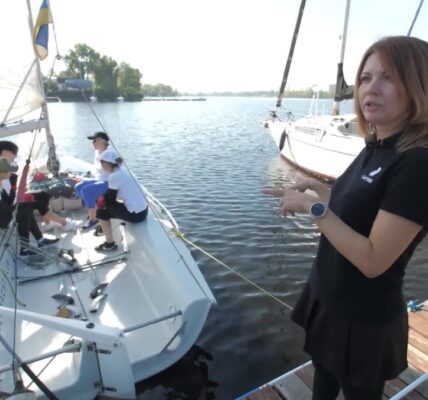 USAID teaches Ukrainian women veterans yachting