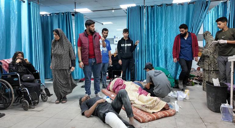 MIDDLE EAST CRISIS LIVE: Security Council holds emergency meeting on collapse of Gaza health system