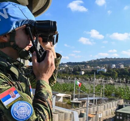 Security Council briefed on challenges to peacekeeping in Lebanon, Syria