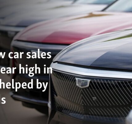 US new car sales hit 5-year high in 2024, helped by hybrids