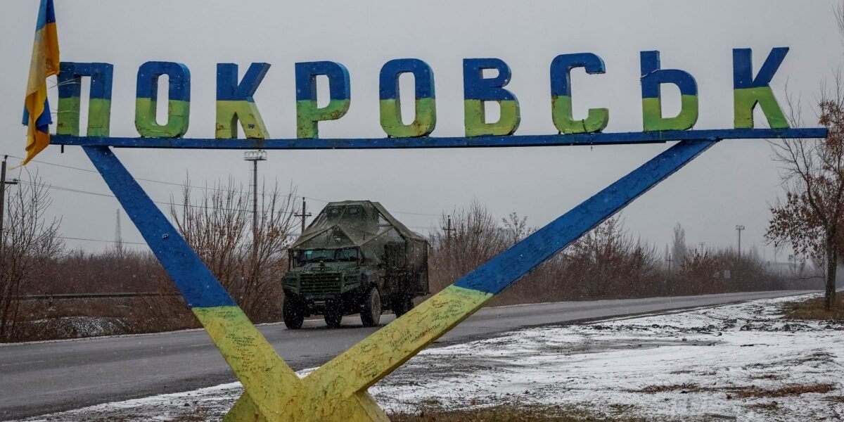 VOA Russian: Russian army trying to encircle Ukraine's Pokrovsk