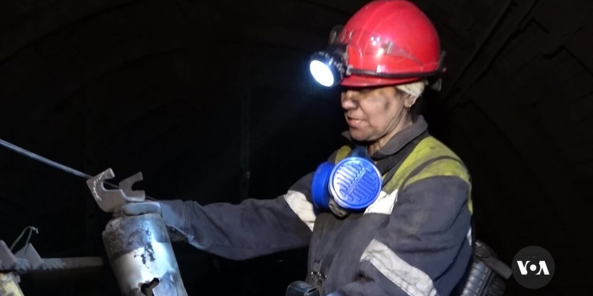 Ukrainian women fill coal miners' jobs left open by drafted men