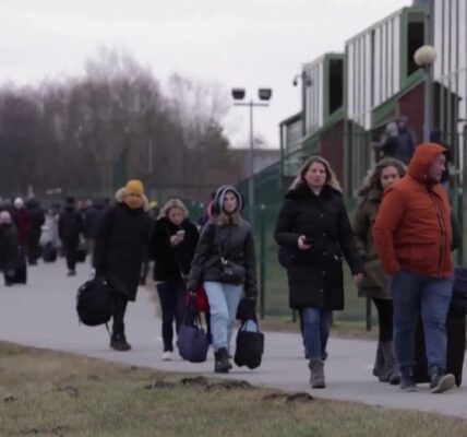 6.8 million Ukrainian refugees remain globally; fewer than half plan to return