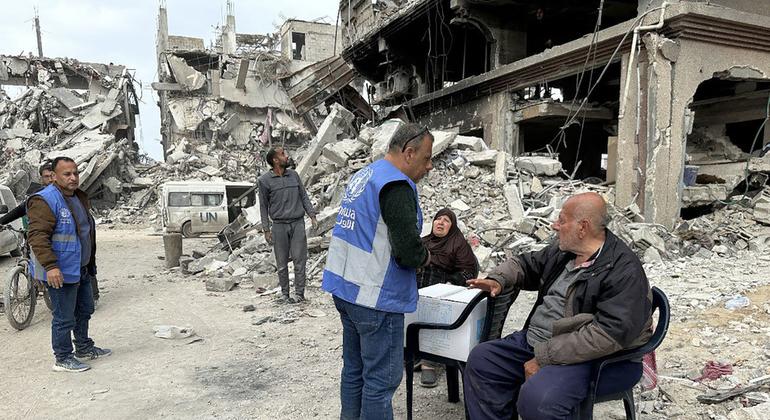 Gaza: Nearly 148,000 receive cash aid since ceasefire began