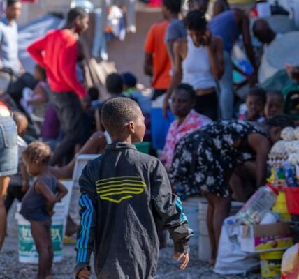 Haiti: Massive surge in child armed group recruitment, warns UNICEF