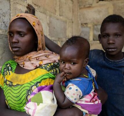 Sudan: Civilians targeted as hostilities intensify in the capital