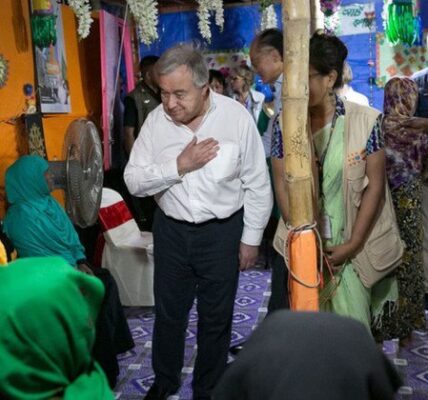 UN chief calls for peace and justice as Ramadan begins