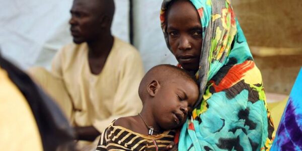 Exhausted Sudanese flee into Chad as fighting escalates